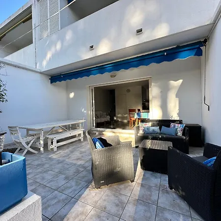 Апартаменты Hyebrou Pour 6 Personnes Climatise Avec Acces Plage Situe Aux Salins D'hyeres